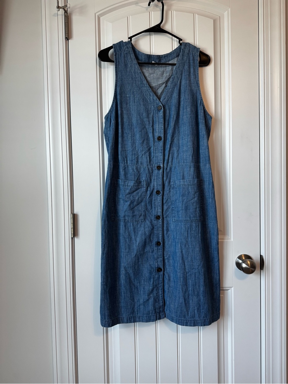 Old Navy Blue Chambray Button-Front Midi Dress - Picture 5 of 14